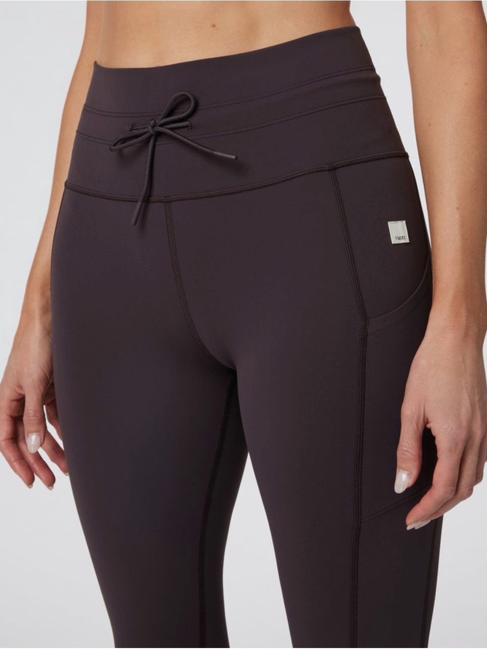 Vuori Daily Pocket Leggings, NEW ($98)! - Picture 6 of 7